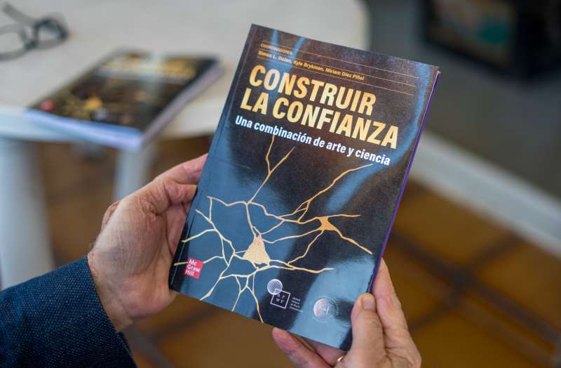 Libro Construir la Confianza (Spanish) - Image 3